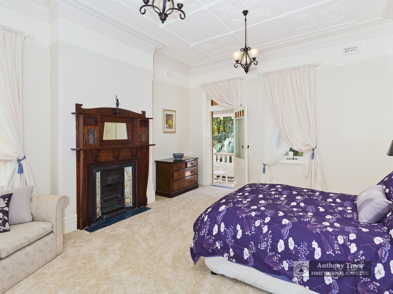 4 Auld Avenue, Eastwood NSW 2122