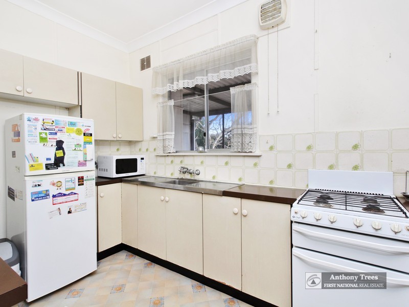 19 Simpson St, Dundas NSW 2117