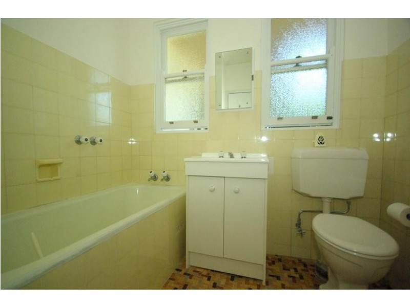 4 Salter Crescent, Denistone East NSW 2112