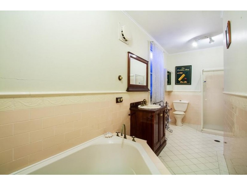 87 North Road, Ryde NSW 2112