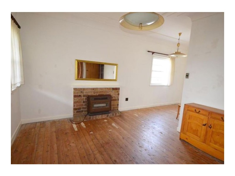 5 Johnston Rd, Eastwood NSW 2122