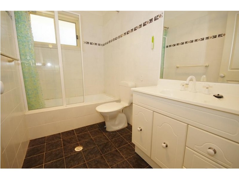 2/37 Alexandria Ave, Eastwood NSW 2122