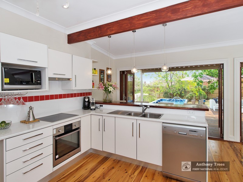 14 Darvall Rd, Eastwood NSW 2122