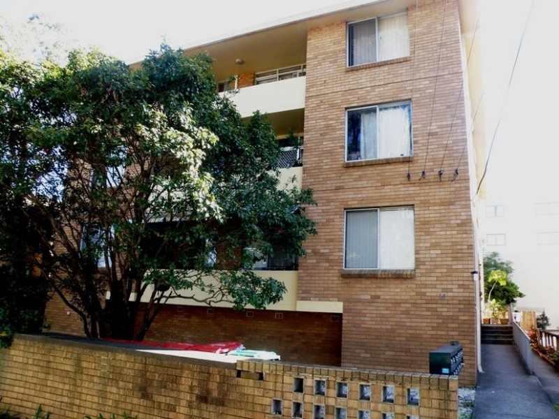 2/14 First Avenue, Eastwood NSW 2122