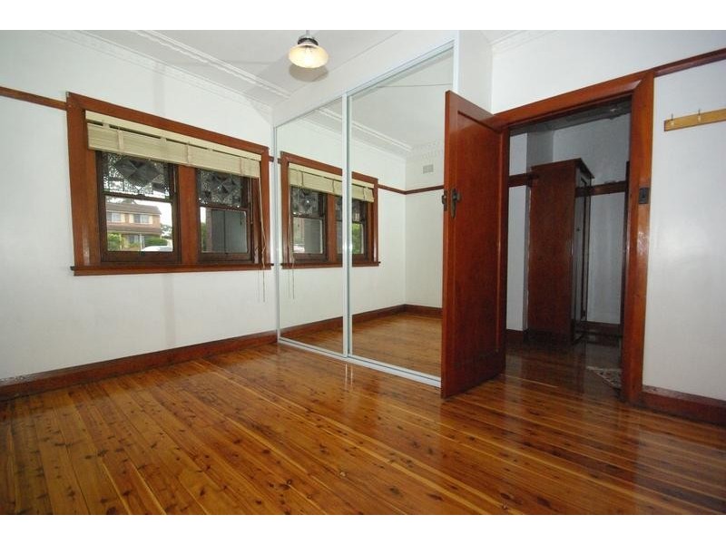 7 Hunts Avenue, Eastwood NSW 2122