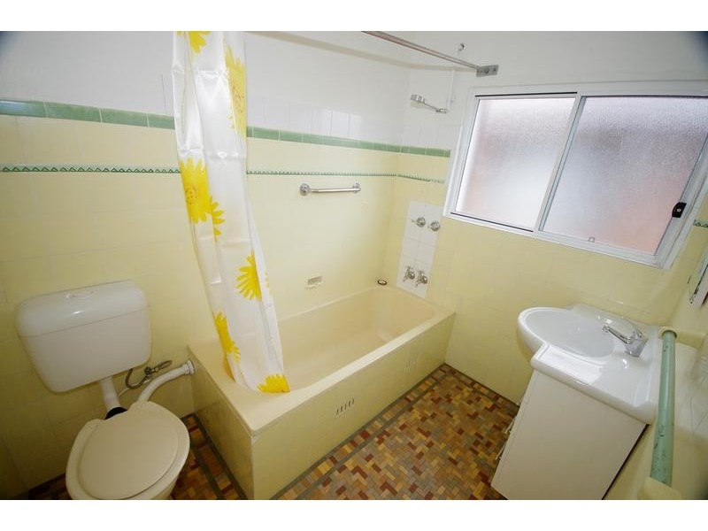 7 Hunts Avenue, Eastwood NSW 2122