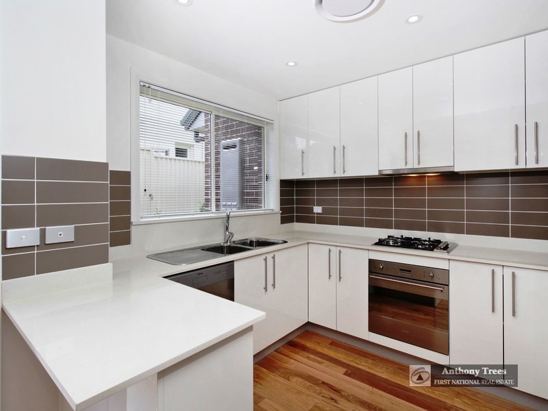 2/50 Farnell Street, West Ryde NSW 2114