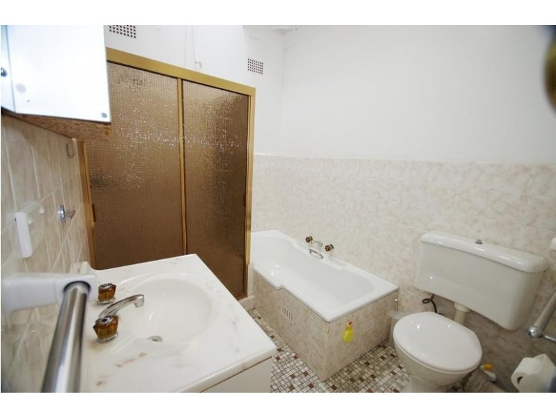 2/9 Edgar Street, Eastwood NSW 2122