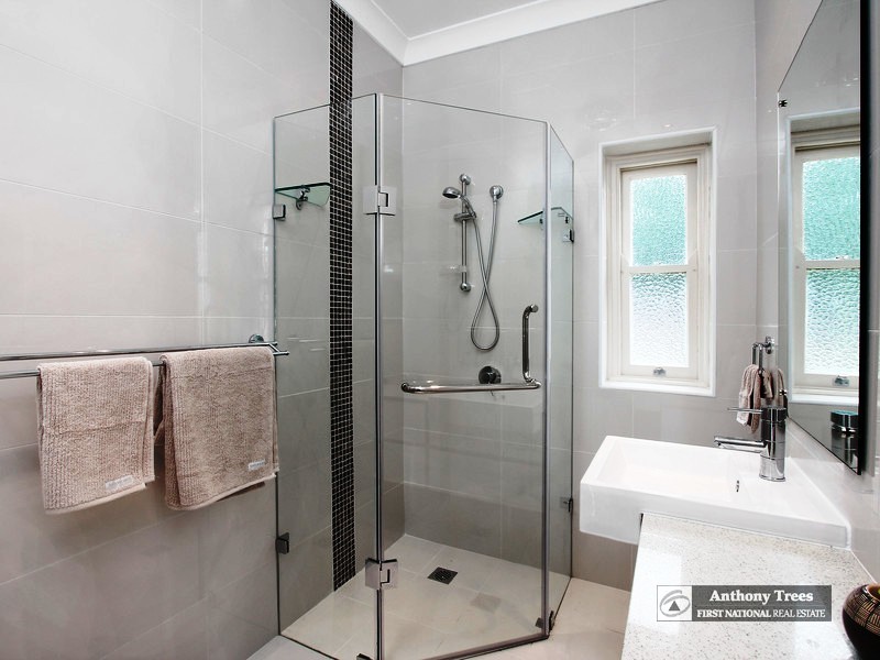 14 Tarrants Avenue, Eastwood NSW 2122