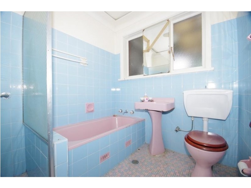 18 Ronald Avenue, Ryde NSW 2112