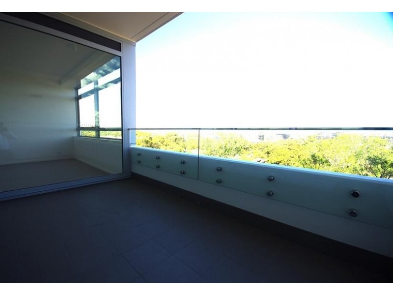 701/2 Saunders Close, Macquarie Park NSW 2113