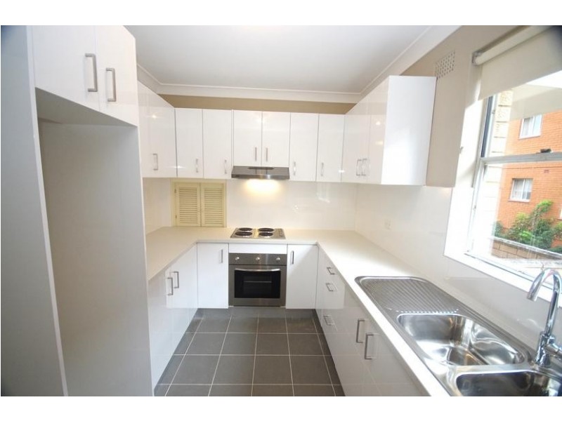 2/13 Ball Avenue, Eastwood NSW 2122