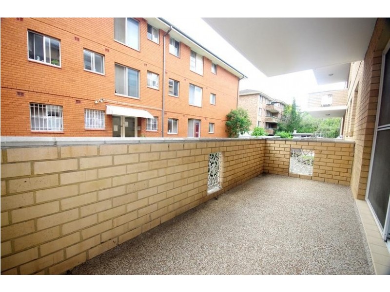 2/13 Ball Avenue, Eastwood NSW 2122