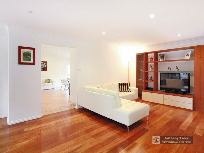 4 Archer Way, West Hoxton NSW 2171