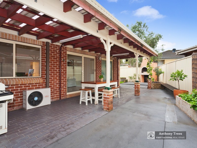 4 Archer Way, West Hoxton NSW 2171