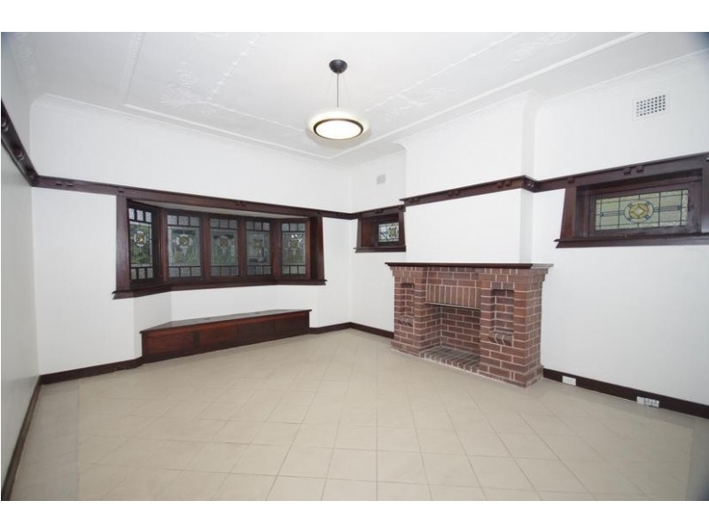 32 Essex Street, Epping NSW 2121