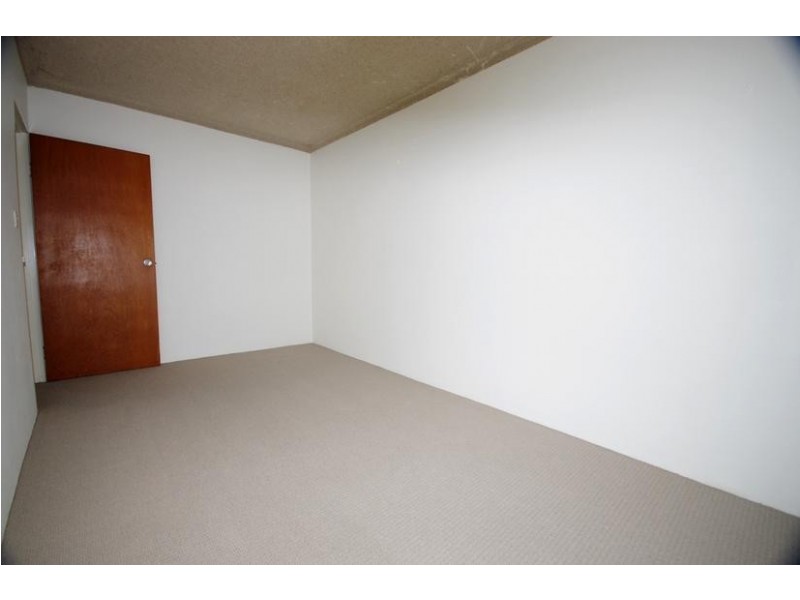 2/16 Meadow Crescent, Meadowbank NSW 2114