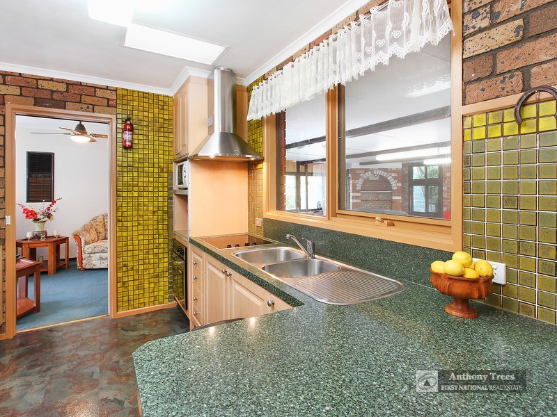 11 Sophia Cr, North Rocks NSW 2151