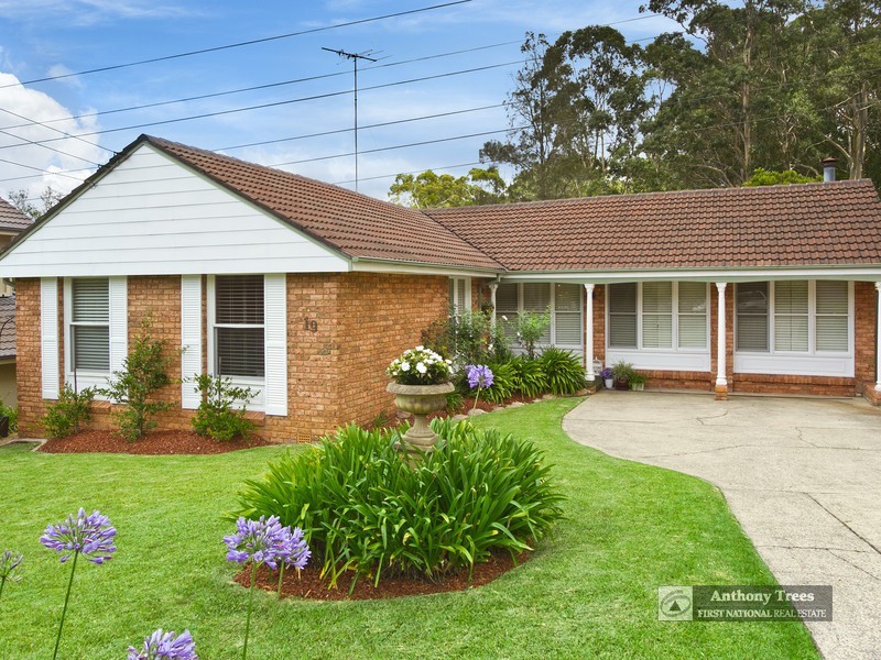 19 Lanceley Ave, Carlingford NSW 2118