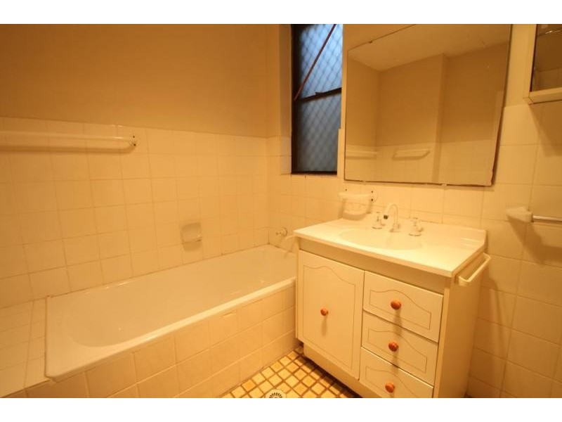 4/5 Doomben Ave, Eastwood NSW 2122