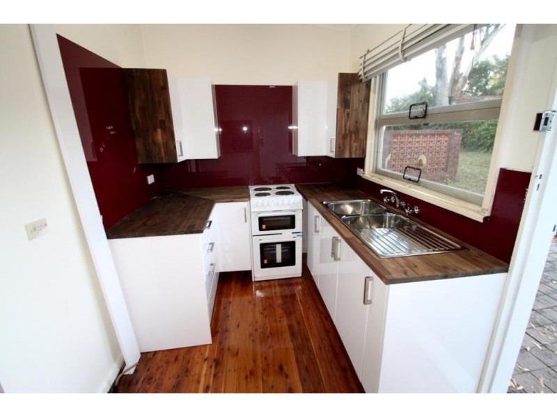 12 Whitling Avenue, Castle Hill NSW 2154