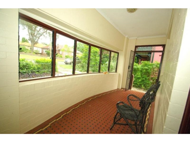17 Kings Road, Denistone East NSW 2112