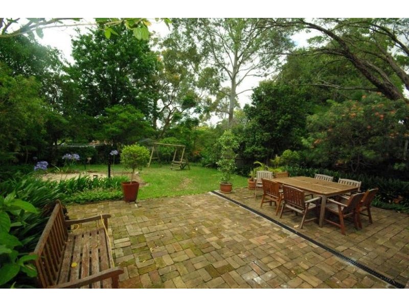 17 Kings Road, Denistone East NSW 2112