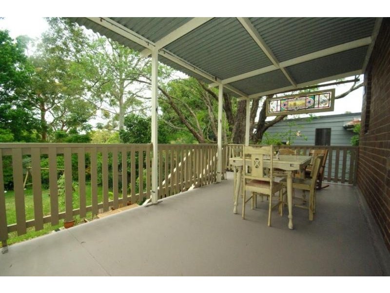 17 Kings Road, Denistone East NSW 2112
