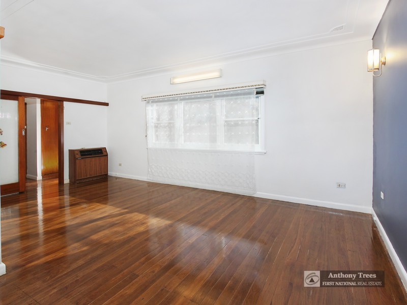 23 Maple Crescent, Ermington NSW 2115