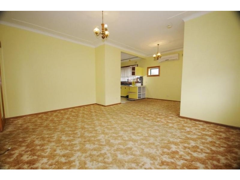 5 Maple Crescent, Ermington NSW 2115