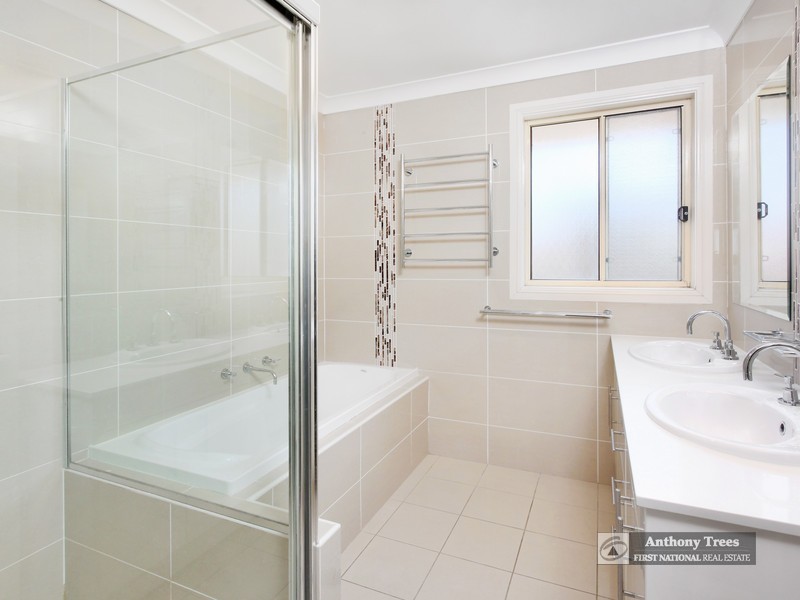 West Hoxton NSW 2171
