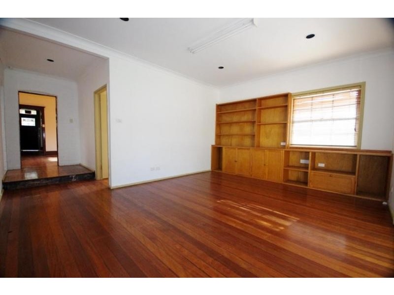 18 Wingate Avenue, Eastwood NSW 2122