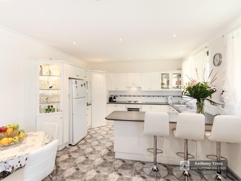 84 Coonawarra Street, Edensor Park NSW 2176