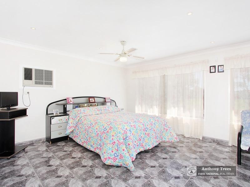 84 Coonawarra Street, Edensor Park NSW 2176
