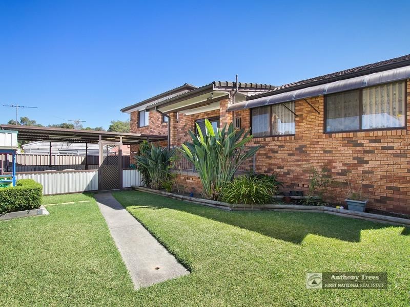84 Coonawarra Street, Edensor Park NSW 2176