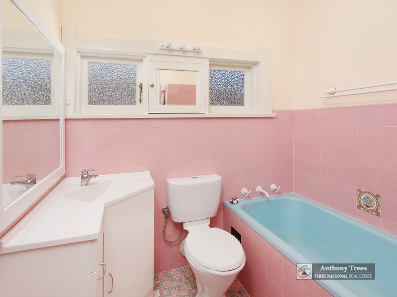 32 Grove St, Eastwood NSW 2122