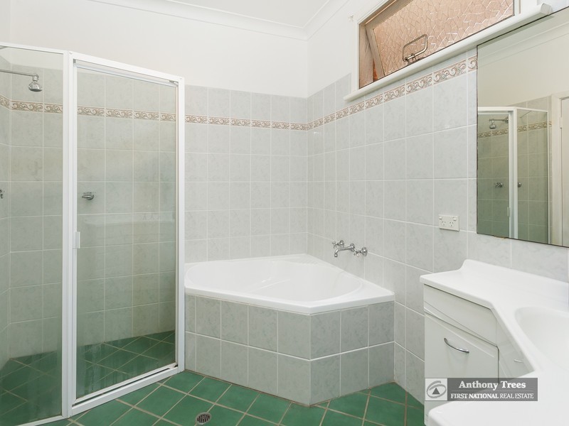 25 Gwendale Cr, Eastwood NSW 2122