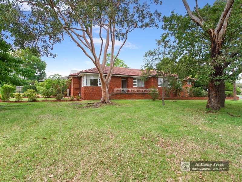 25 Gwendale Cr, Eastwood NSW 2122