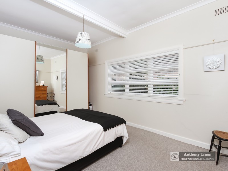 11 Auld Avenue, Eastwood NSW 2122