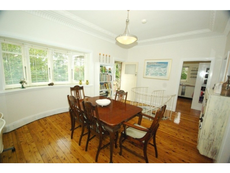 17 Kings Road, Denistone East NSW 2112