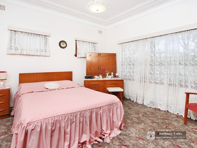 19 Norma Ave, Eastwood NSW 2122