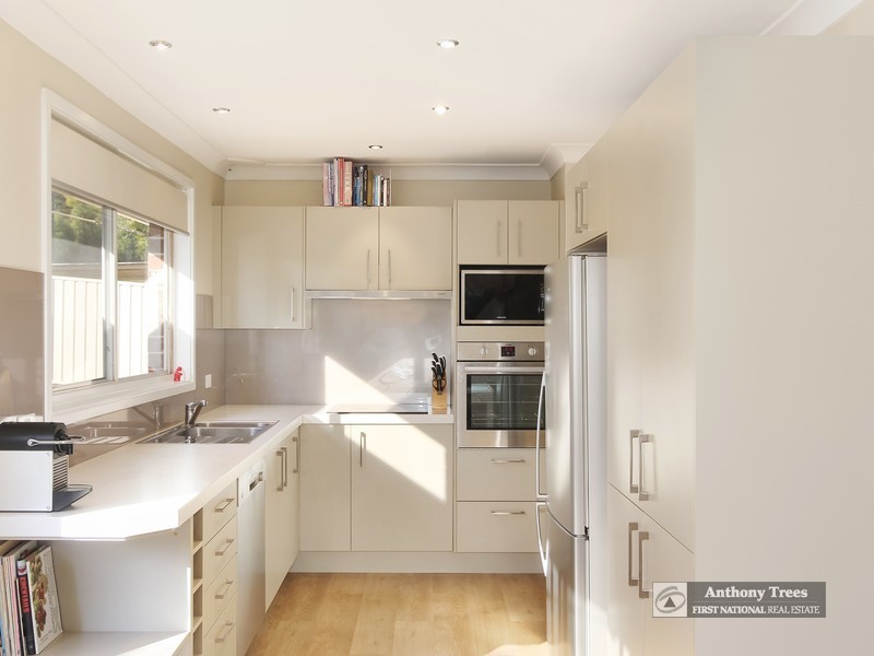 12 Isaac Smith Parade, Kings Langley NSW 2147