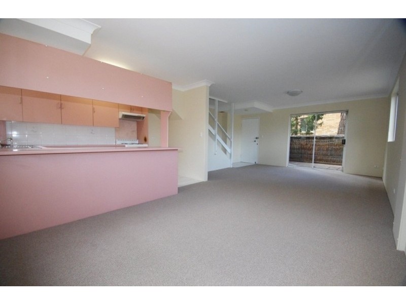 1/12 First Avenue, Eastwood NSW 2122