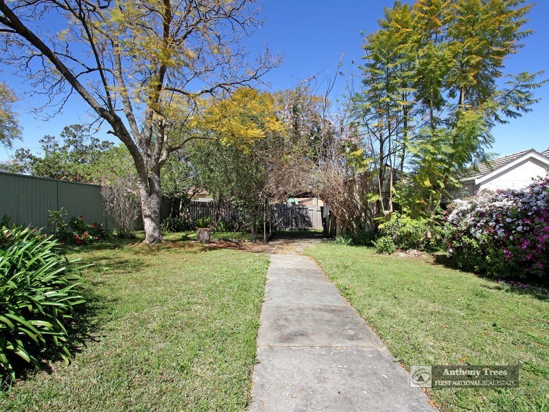 20 Griffiths Street, Ermington NSW 2115