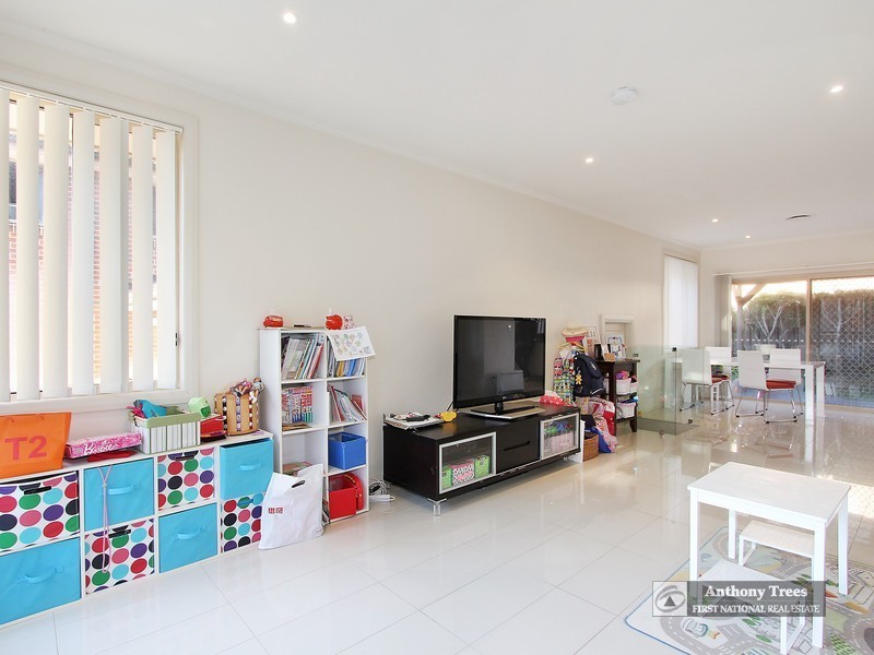 2/6 Kulgoa Avenue, Ryde NSW 2112