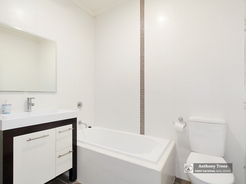 2/6 Kulgoa Avenue, Ryde NSW 2112