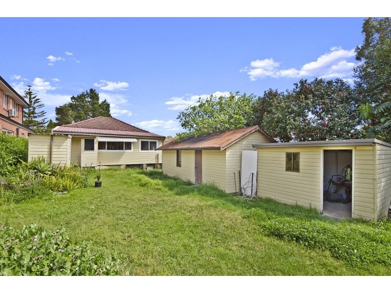 35 Birdwood St, Denistone East NSW 2112