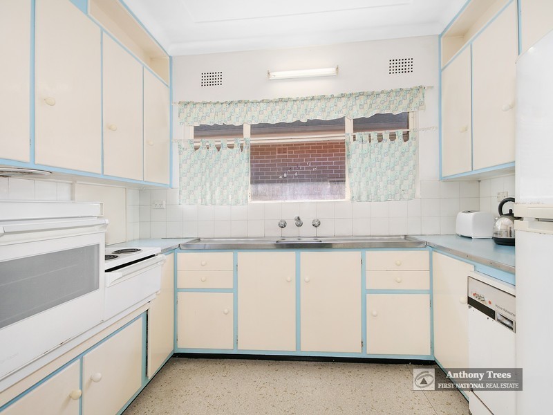 9 Culgoa Ave, Eastwood NSW 2122