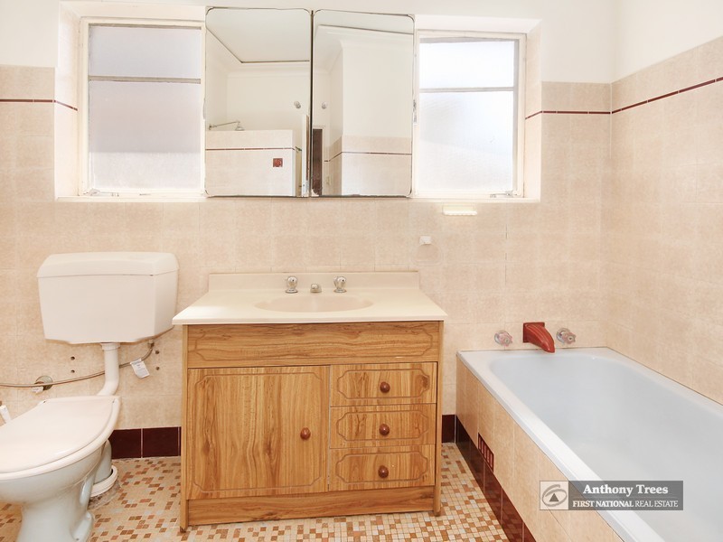 9 Culgoa Ave, Eastwood NSW 2122