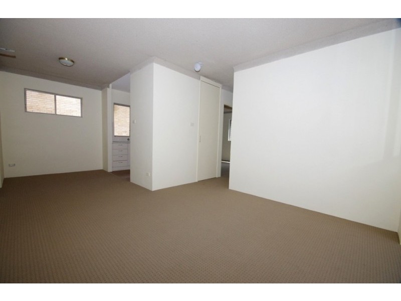 2/15 Ethel Street, Eastwood NSW 2122